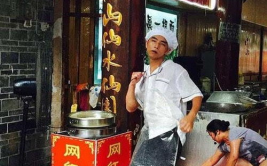 面馆师傅网红,一招鲜引得食客排队